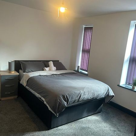Tammys Lodge Stoke-on-Trent Екстериор снимка